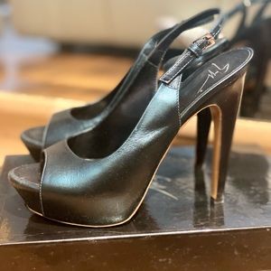 Giuseppe Zanotti Heel “Metal Petrolio” Green, 37